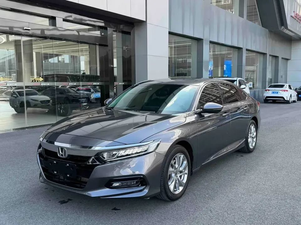 Honda Accord Accord 2018 260TURBO Deluxe Edition National V 2024 — photo 1, buy with delivery to Moscow
