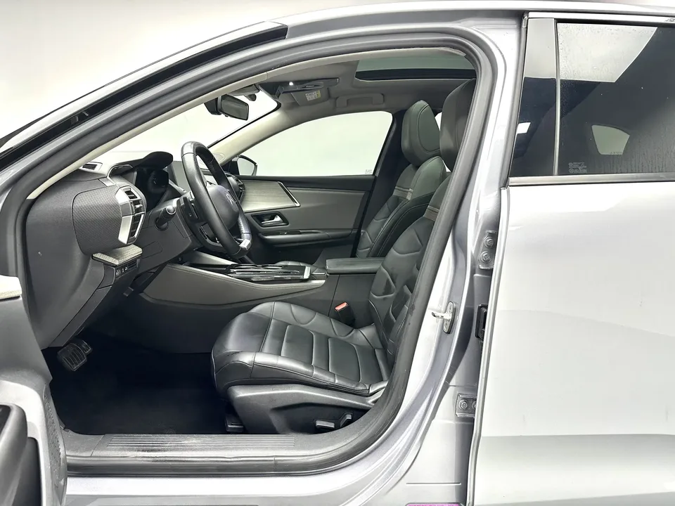 Citroen Versailles C5 X Versailles C5 X 2021 1.6T Enjoy Extraordinariness 2023 — thumbnail 5