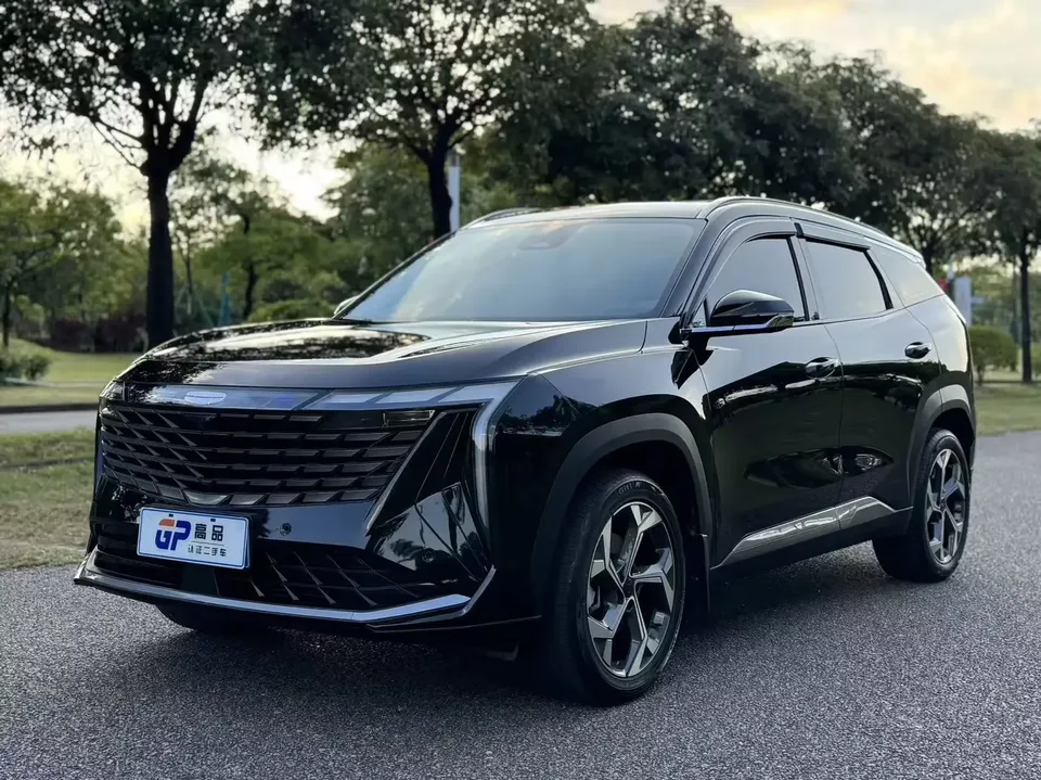Geely Atlas L Boyue L 2023 1.5TD DCT Premium 2022 — photo 1, buy with delivery to Moscow