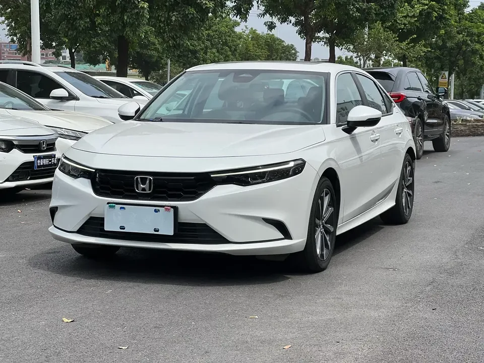 Honda Integra Style 2023 240TURBO CVT Deluxe Edition 2024 — фото 1, купить с доставкой в Москву