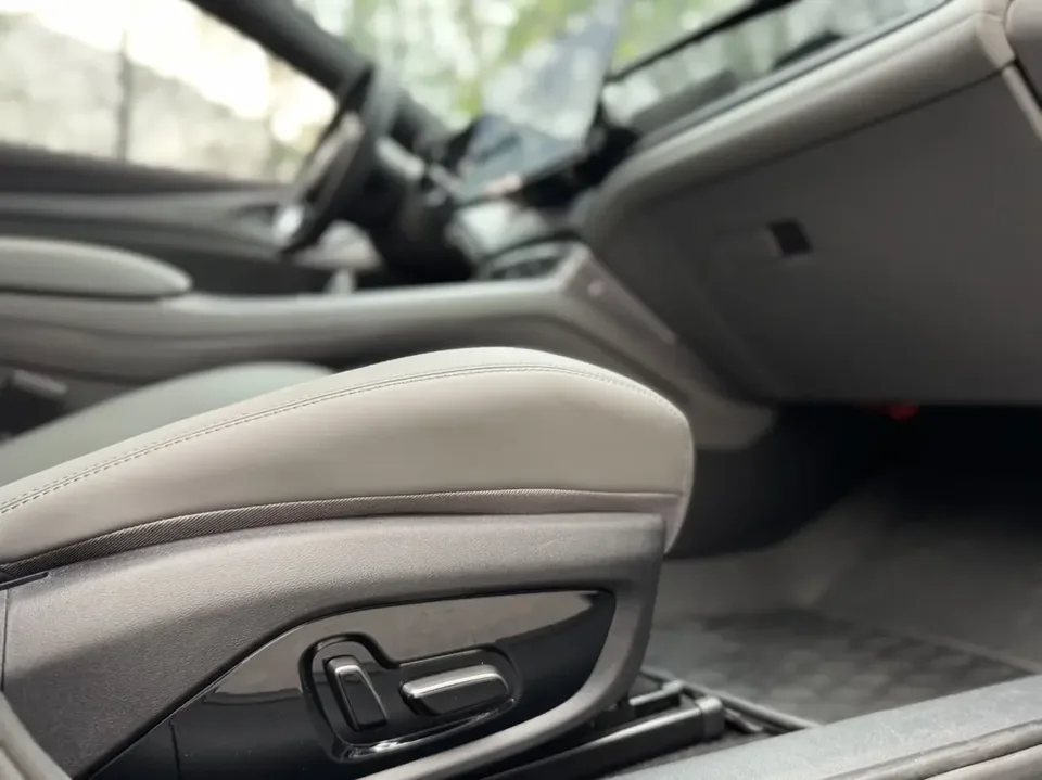 BYD Seal DM Seal DM 2024 Honor Edition DM-i 1.5L 121KM Luxury Model 2024 — thumbnail 4