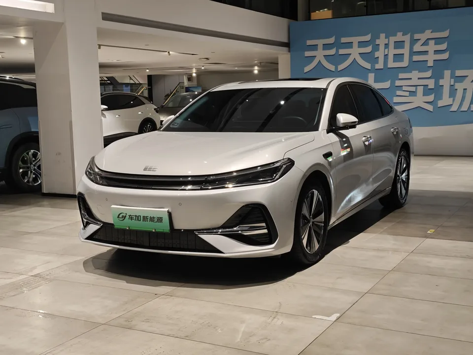 Geely Galaxy A7 EM Galaxy A7 EM 2025 150km Explorer+ 2025 — фото 1, купить с доставкой в Москву