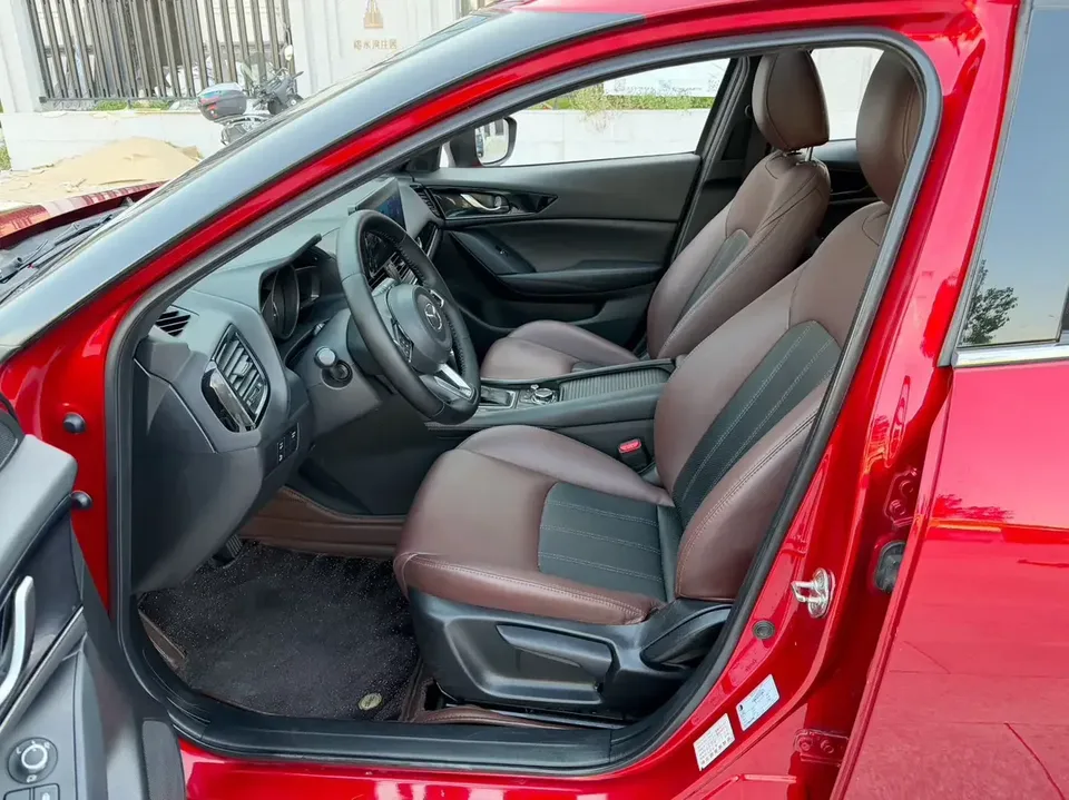 Mazda CX-4 Mazda CX-4 2020 2.0L 2WD Blue Sky Premium Edition 2022 — миниатюра 5