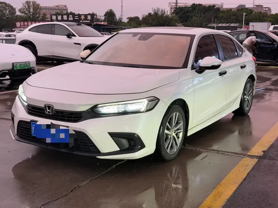 Honda CIVIC Civic 2022 240TURBO CVT Dynamic Edition 2023 — photo 1, buy with delivery to Moscow