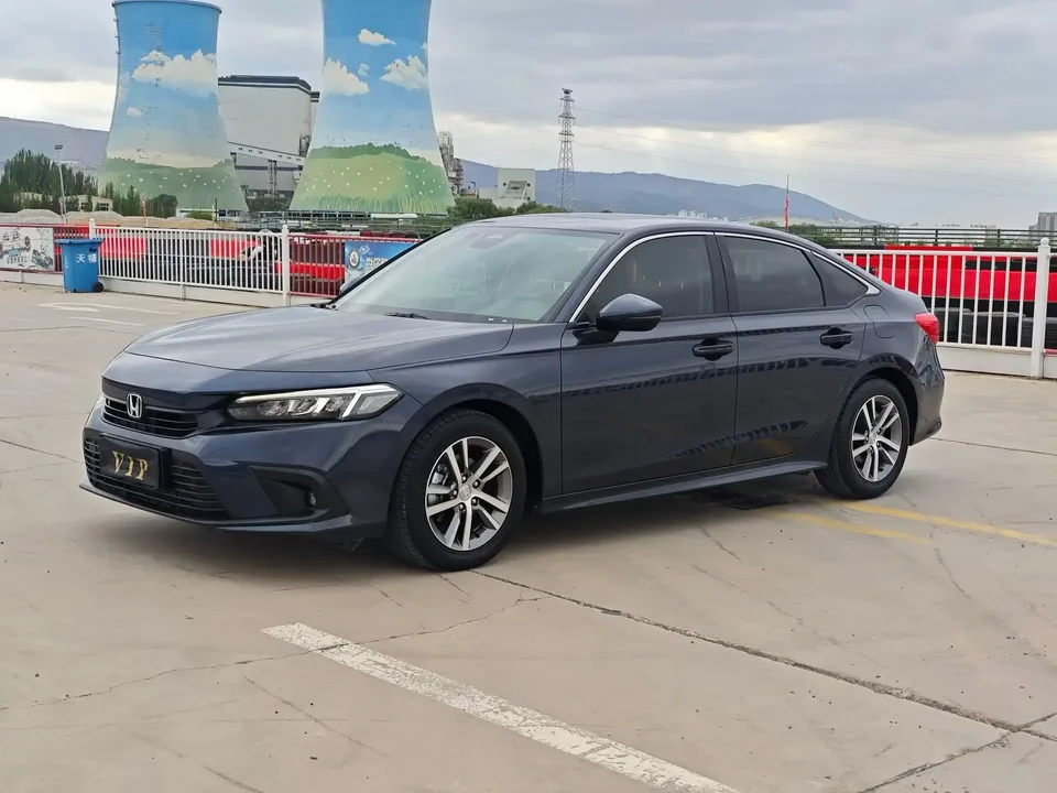 Honda CIVIC Civic 2022 240TURBO CVT Fuel Edition 2022 — photo 1, buy with delivery to Moscow