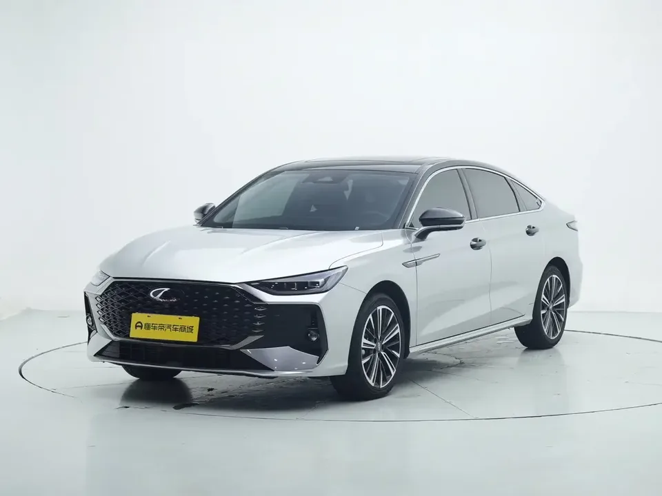 Chery Arrizo 8 PRO Arrizo 8 PRO 2025 1.6T DCT Luxury+ 2025 — photo 1, buy with delivery to Moscow