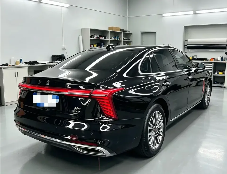 Hongqi H5 Hongqi H5 2023 1.5T DCT Zhilian Qiyue Edition 2022 — thumbnail 2