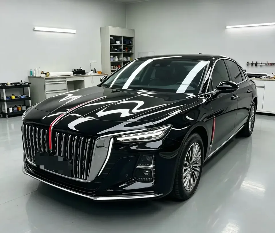 Hongqi H5 Hongqi H5 2023 1.5T DCT Zhilian Qiyue Edition 2022 — photo 1, buy with delivery to Moscow