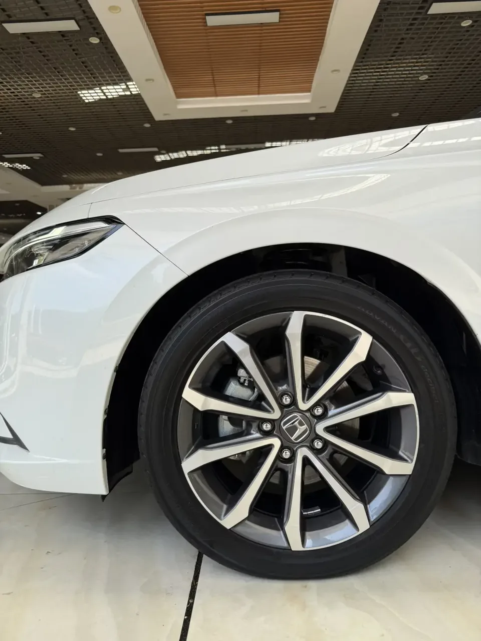 Honda Integra Style 2022 240TURBO CVT Deluxe Edition 2022 — thumbnail 3