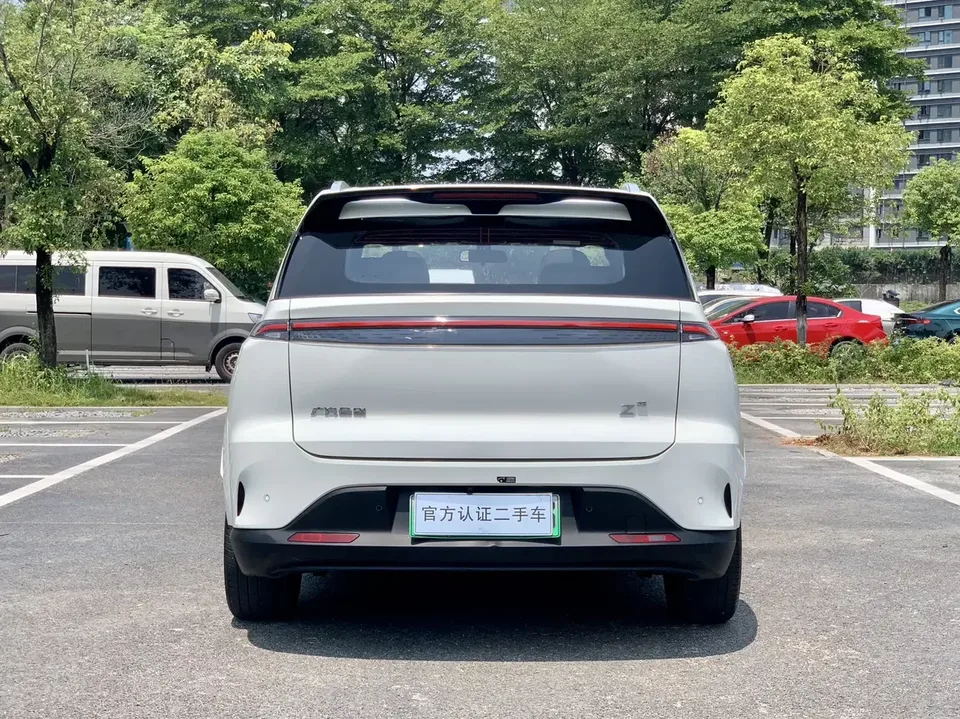 HYCAN Hechuang Z03 Hechuang Z03 2022 510 Cool Edition 63.98kWh 2022 — thumbnail 2