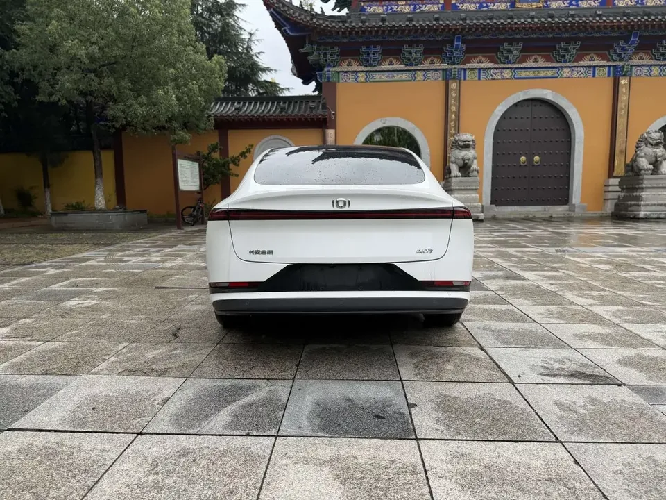 Changan Qiyuan A07 Changan Qiyuan A07 2023 200 Air Extended Range 2023 — миниатюра 2