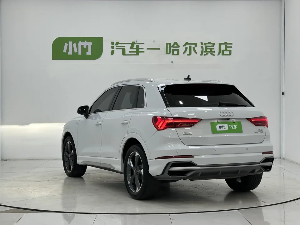 Audi Q3 Audi Q3 2023 35 TFSI Stylish Dynamic 2022 — thumbnail 2