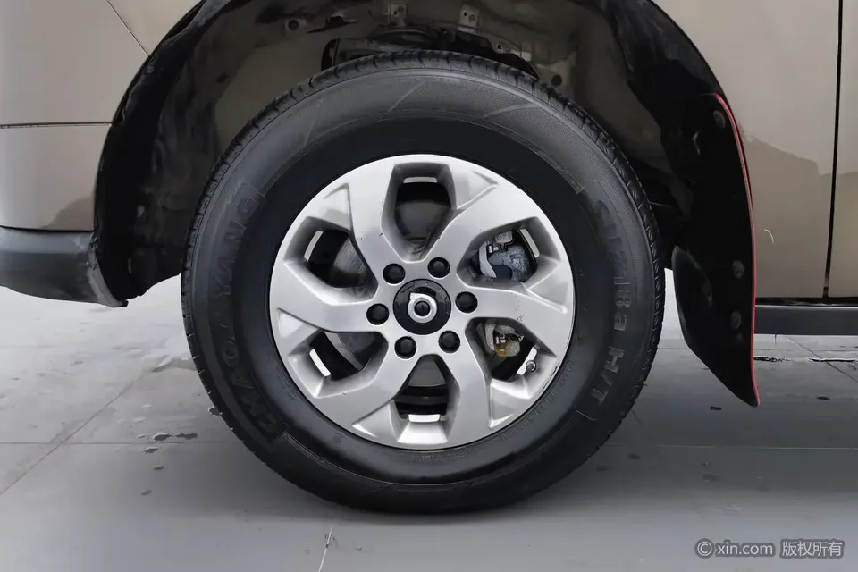 Great Wall Poer gun 2021 Commercial version 2.0T diesel automatic two-wheel drive elite long box GW4D20M 2022 — thumbnail 3