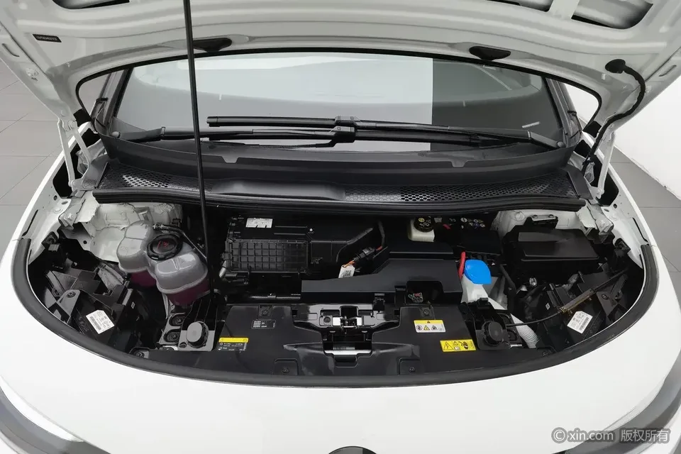 Volkswagen ID.3 Volkswagen ID.3 2025 Smart Model 2025 — thumbnail 2