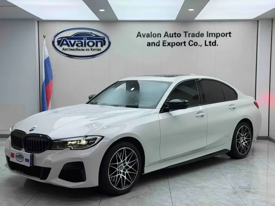 BMW 3 Series BMW 3 Series 2022 320i Sport Package 2022 — фото 1, купить с доставкой в Москву