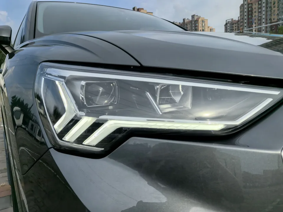 Audi Q3 Audi Q3 2023 35 TFSI Stylish Dynamic 2023 — миниатюра 3