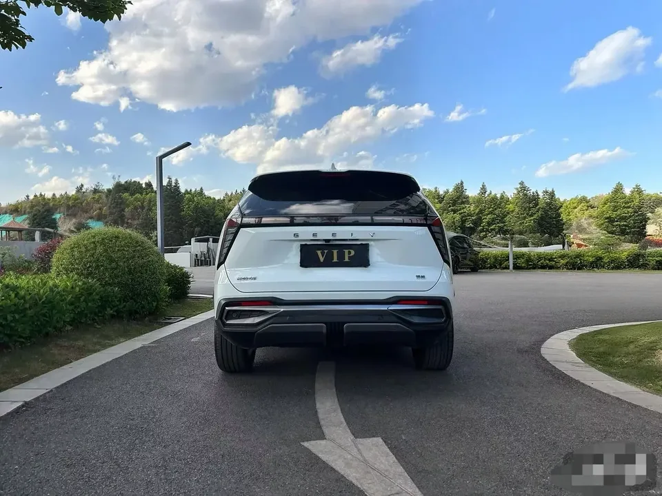 Geely Atlas L Boyue L 2023 1.5TD DCT Premium 2023 — thumbnail 2