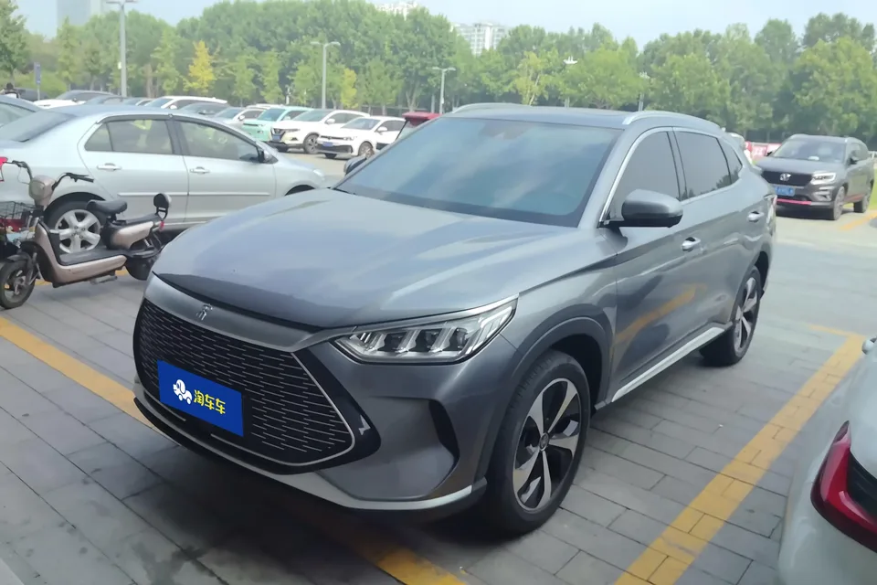 BYD Song PLUS DM Song PLUS DM 2021 DM-i 51KM 2WD Premium Edition 2022 — photo 1, buy with delivery to Moscow