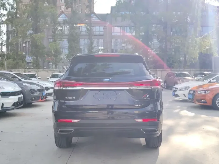 Oshan Changan Auchan X7 PLUS Changan Auchan X7 PLUS 2022 1.5T Automatic Blue Whale Edition Zhizun Edition 2022 — thumbnail 2