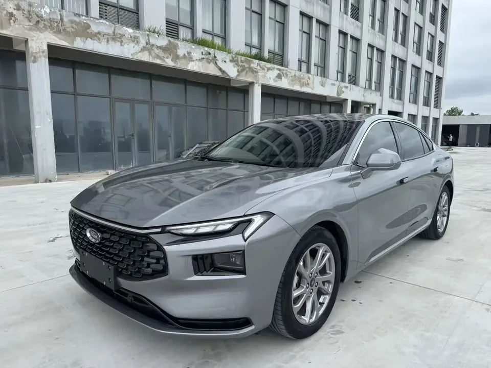 Ford Mondeo Mondeo 2023 EcoBoost 180 Comfort 2024 — photo 1, buy with delivery to Moscow