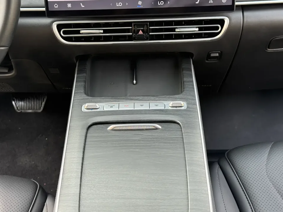 Chery Fengyun A8L Fengyun A8L 2025 145km Luxury 2024 — thumbnail 4