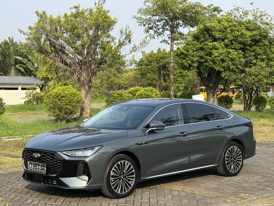 Chery Fengyun A8L Fengyun A8L 2025 145km Luxury 2024 — photo 1, buy with delivery to Moscow