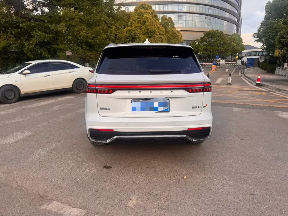 Geely Monjaro Xingyue L 2024 2.0TD DCT EVO 2WD Comfort 2024 — thumbnail 2