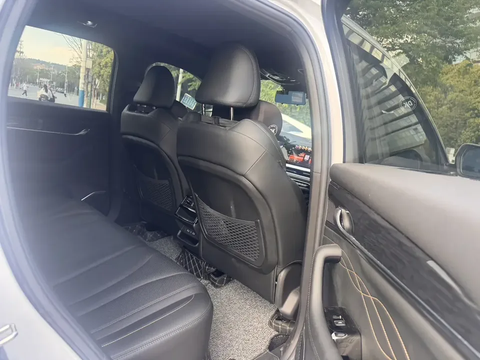 Geely Monjaro Xingyue L 2024 2.0TD DCT EVO 2WD Comfort 2024 — thumbnail 3