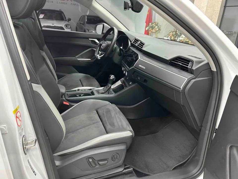 Audi Q3 Audi Q3 2023 35 TFSI Stylish Dynamic 2022 — миниатюра 5