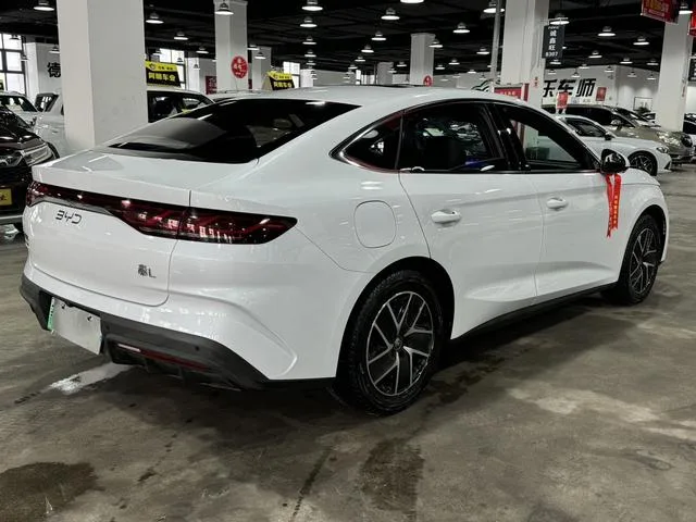 BYD Qin L DM DM-i 120KM Beyond Edition 2024 — миниатюра 3
