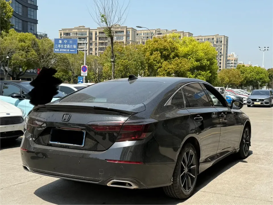 Honda Inspire Inship 2022 260TURBO Exquisite Edition 2022 — миниатюра 2