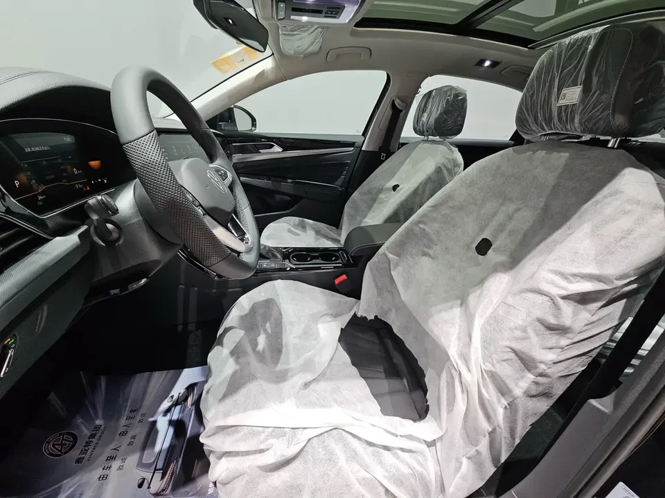Volkswagen Passat Passat 2025 Passat 2025 Outstanding Model 330TSI Starry Sky Elite Edition 2025 — thumbnail 4