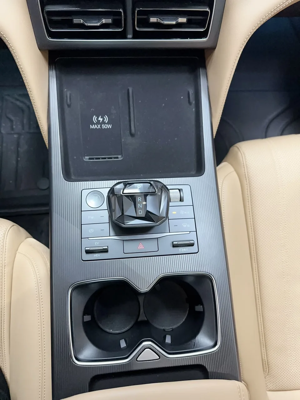 BYD Song L DM DM-i 160KM Beyond Edition 2024 — миниатюра 5