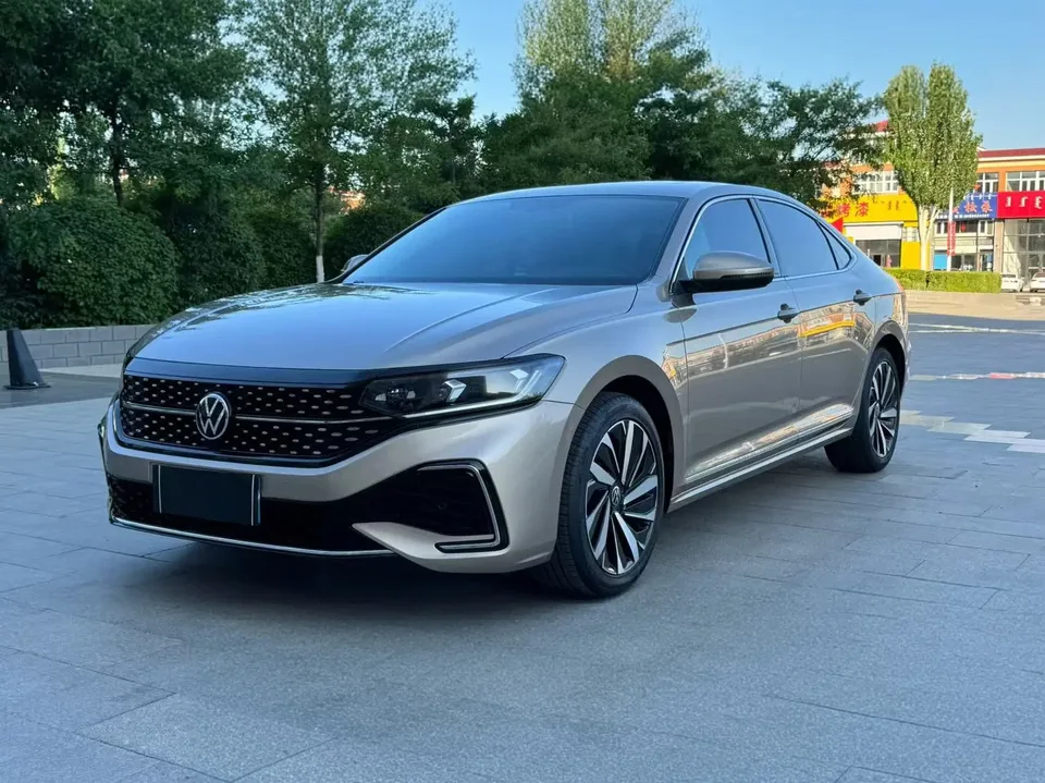 Volkswagen Passat 2022