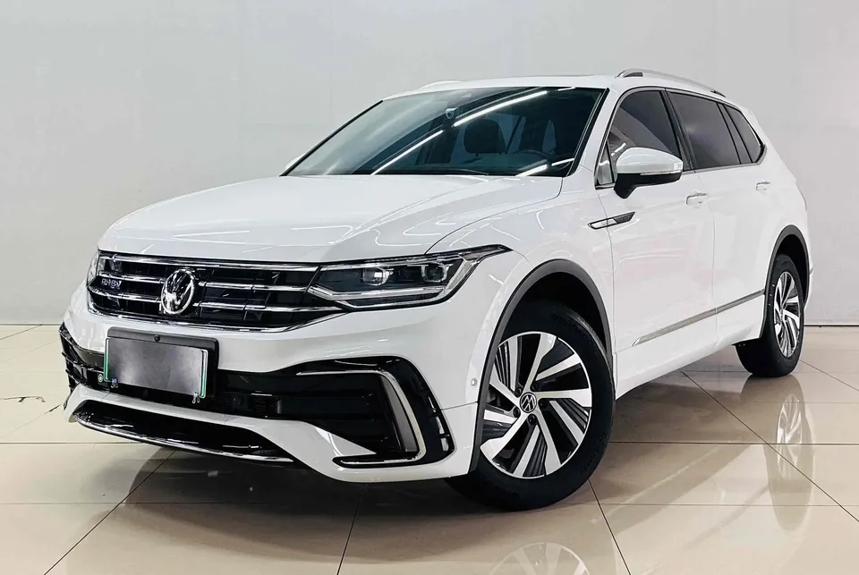 Volkswagen Tiguan L PHEV 2023