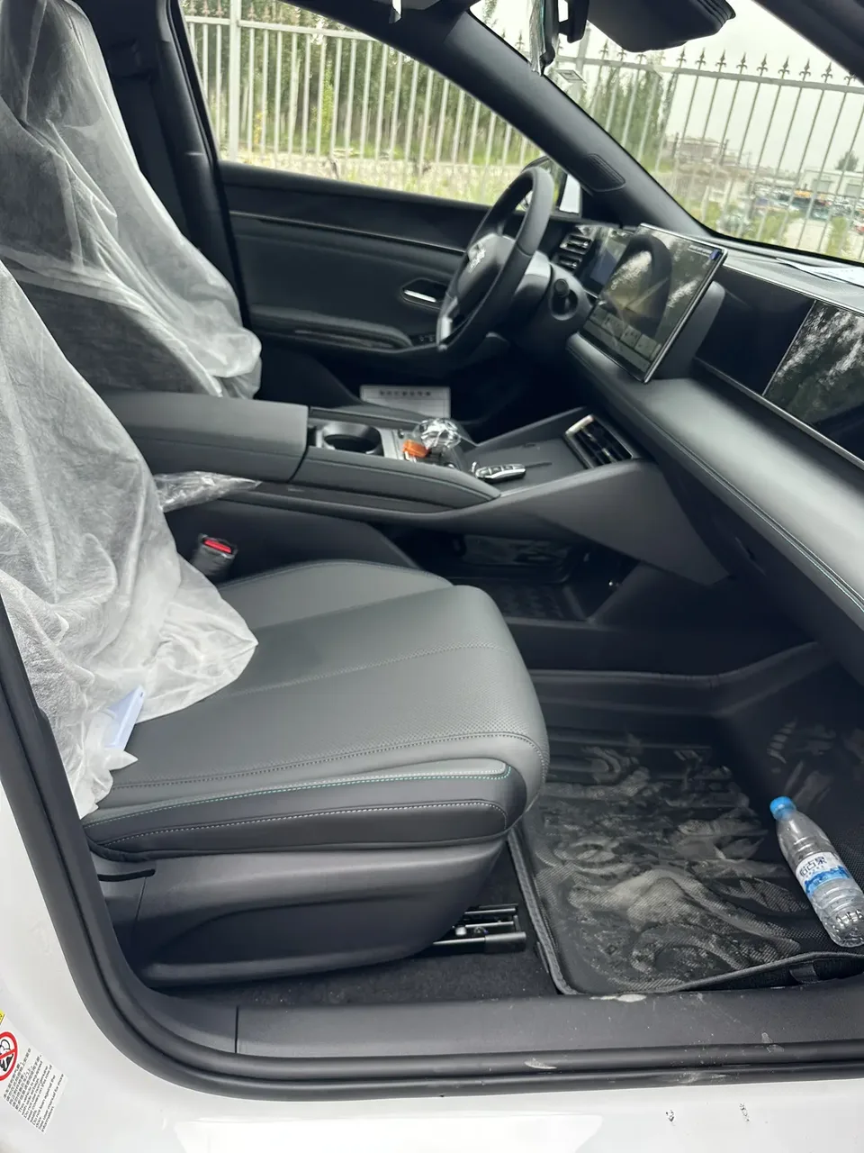 BYD Qin L DM DM-i 80KM Leading Model 2025 — миниатюра 3