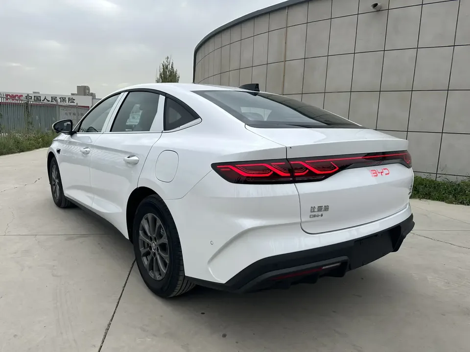 BYD Qin L DM DM-i 80KM Leading Model 2025 — миниатюра 4