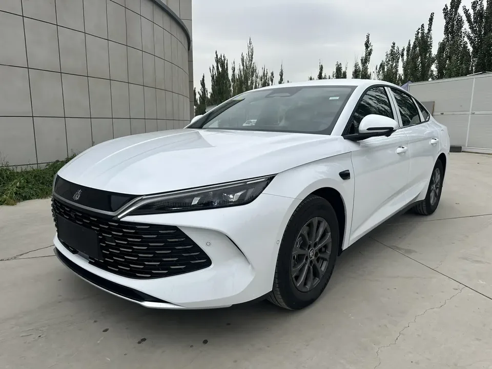 BYD Qin L DM 2025