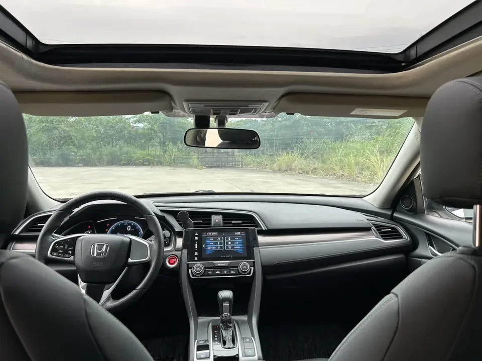 Honda CIVIC 220TURBO CVT Dynamic Edition National VI 2022 — миниатюра 5