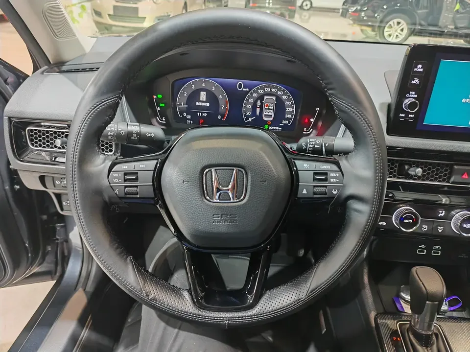 Honda CIVIC Civic 240TURBO CVT Dynamic C-position Customer Special Edition 2022 — миниатюра 3