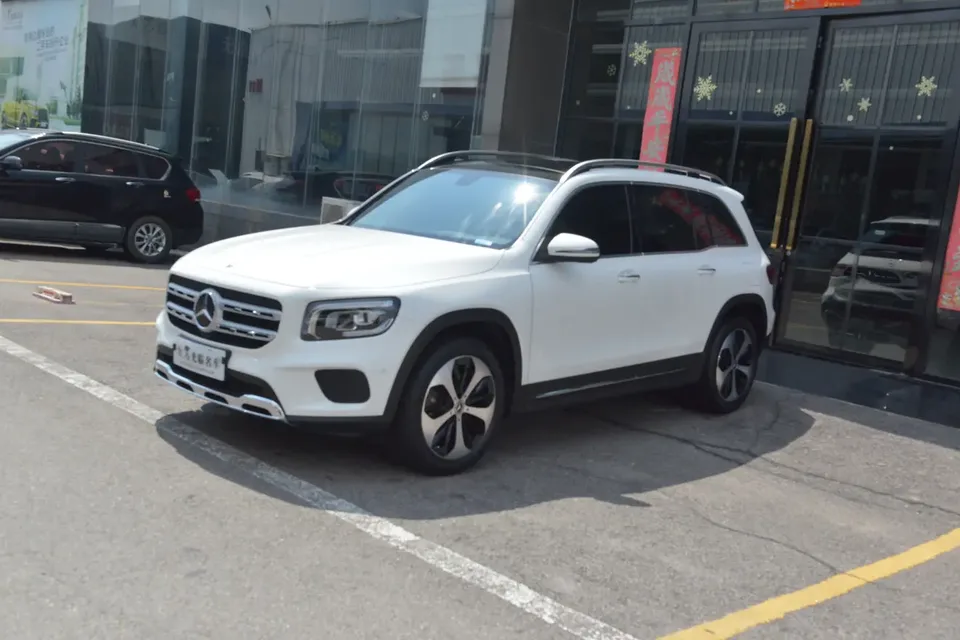 Mercedes-Benz GLB-Class 2022