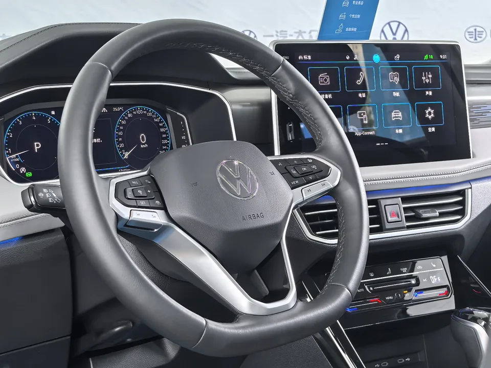 Volkswagen Tayron Tanyue 2023 380TSI 4WD R-Line High Energy Edition 2023 — миниатюра 4
