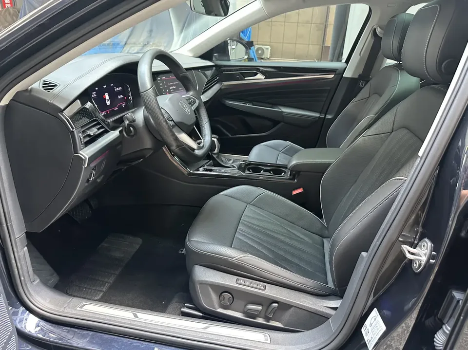 Volkswagen Passat Passat 2022 330TSI Starry Sky Deluxe Edition 2022 — миниатюра 5