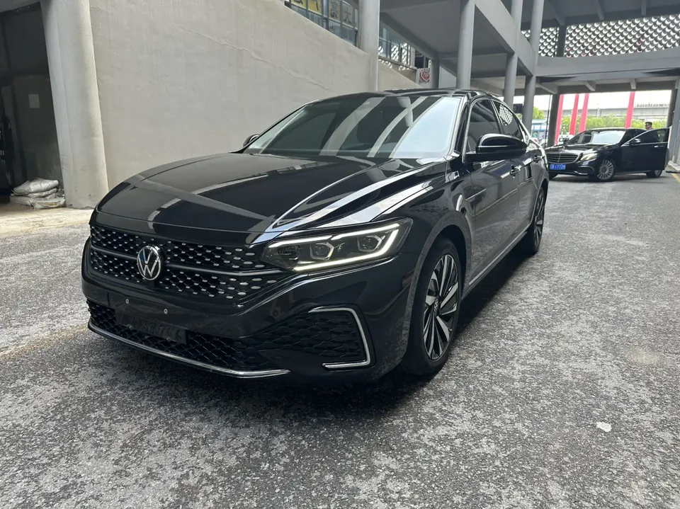 Volkswagen Passat 2022