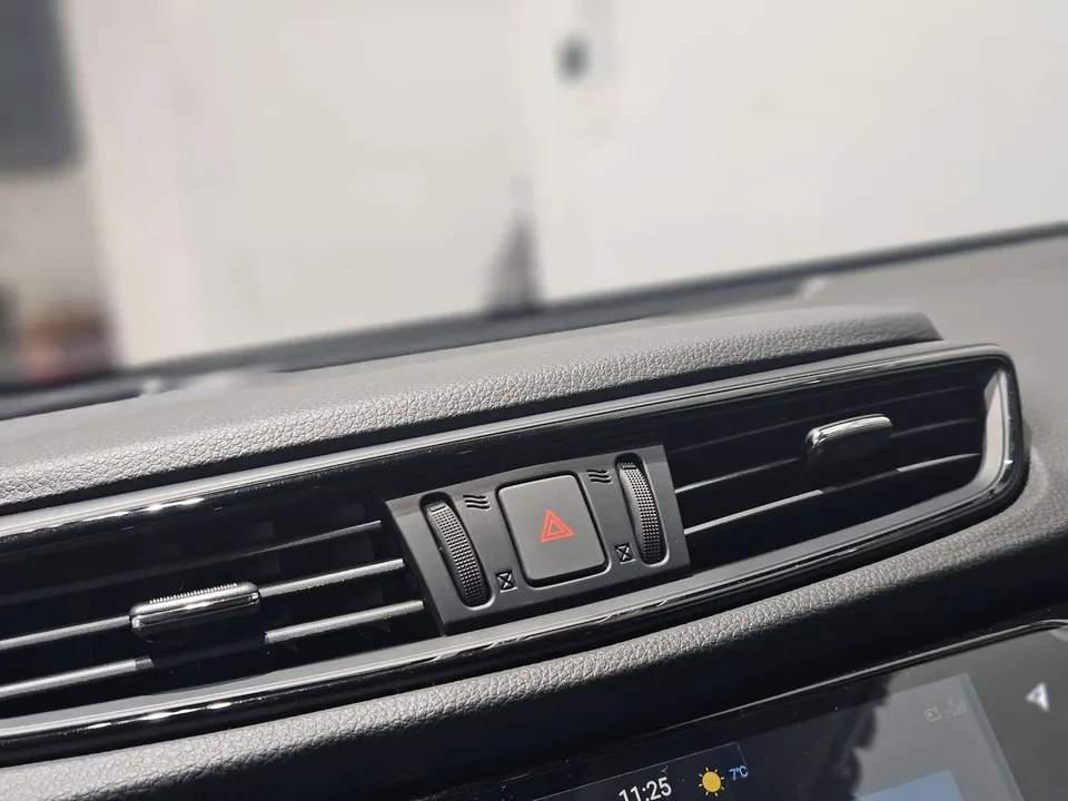 Nissan X-Trail Classic Edition 2.0L 2WD Intelligent Link Premium Edition 2025 — миниатюра 4