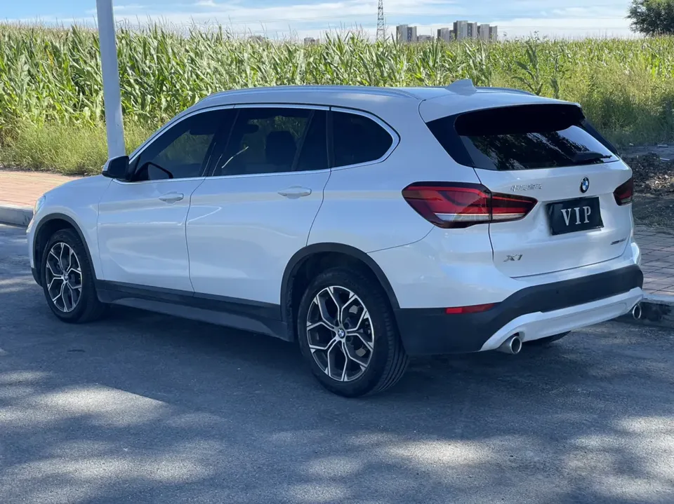 BMW X1 X1 2022 BMW X1 2022 sDrive25Li Leading Edition 2022 — thumbnail 4