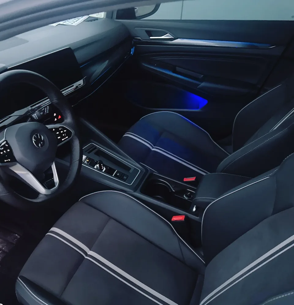 Volkswagen Golf 280TSI DSG R-Line 2022 — миниатюра 3
