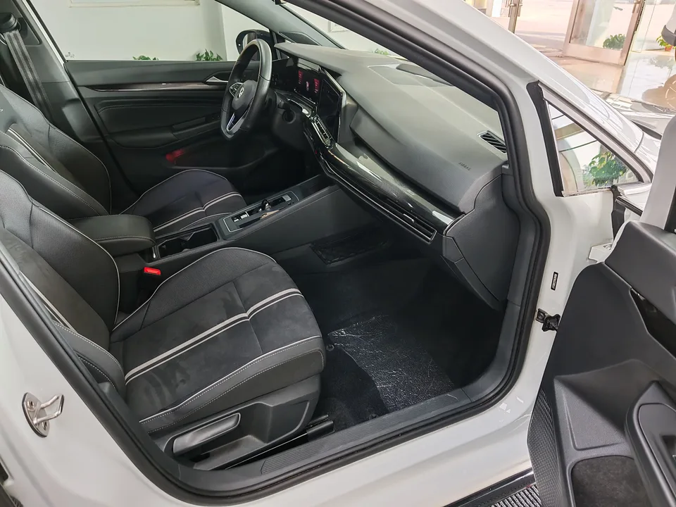 Volkswagen Golf golf 2022 280TSI DSG R-Line 2022 — thumbnail 3