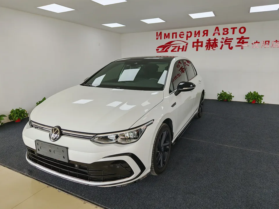 Volkswagen Golf golf 2022 280TSI DSG R-Line 2022 — photo 1, buy with delivery to Moscow
