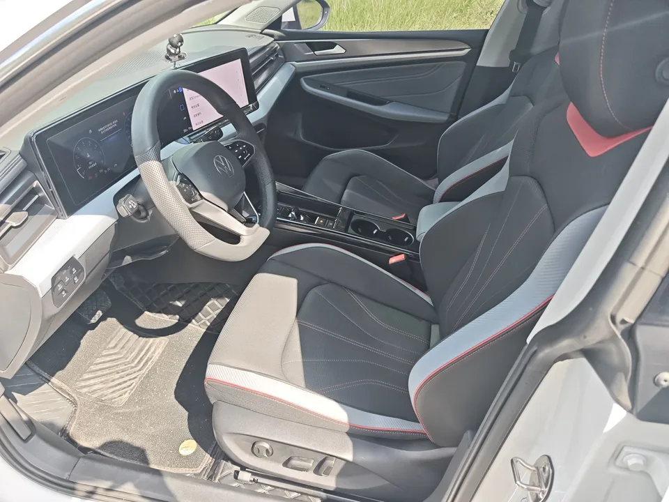 Volkswagen Lamando Lingdu 2024 2024 Lingdu Lingdu L 280TSI DSG Cool Edition 2025 — thumbnail 5